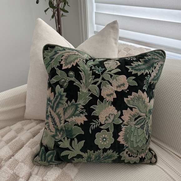 Versace Medusa Crystal Chain Crossbody Pink Satin Fabric - Picture 16 of 16